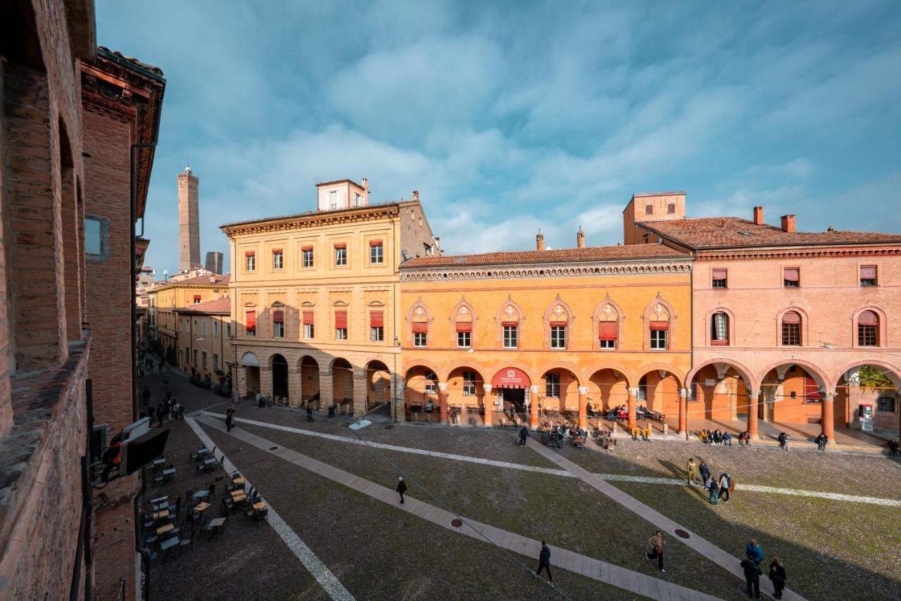 شقة Piazza Santo Stefano Con Vista بولونيا المظهر الخارجي الصورة