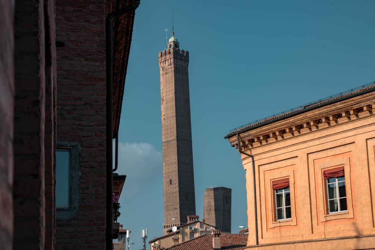 شقة Piazza Santo Stefano Con Vista بولونيا المظهر الخارجي الصورة